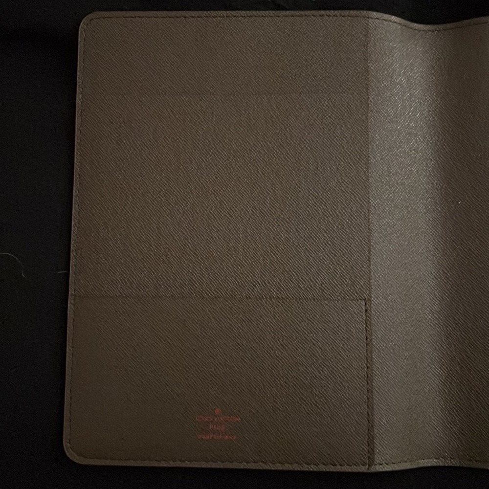 Checkered Brown Cover - Picture 3 of 4